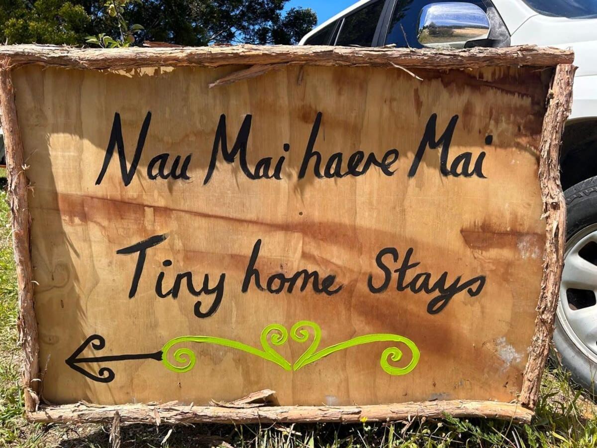 Ruru Tiny House By Tiny Away Villa Rangihaeata ภายนอก รูปภาพ